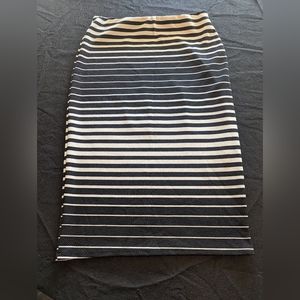 Black white stripped spandex skirt